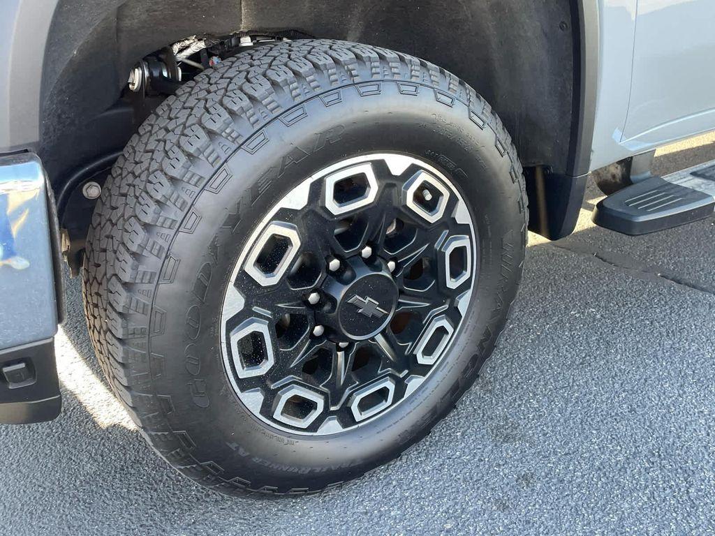 used 2024 Chevrolet Silverado 3500 car, priced at $63,995