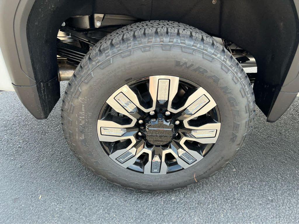 new 2025 GMC Sierra 2500 car, priced at $85,510