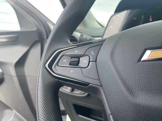 new 2025 Chevrolet TrailBlazer car, priced at $24,595