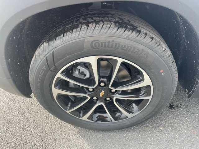 new 2025 Chevrolet TrailBlazer car, priced at $24,595