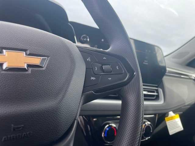 new 2025 Chevrolet TrailBlazer car, priced at $24,595