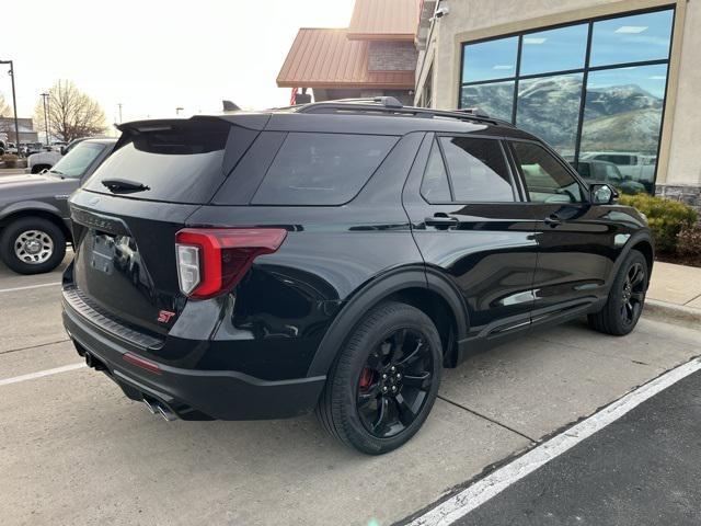 used 2022 Ford Explorer car