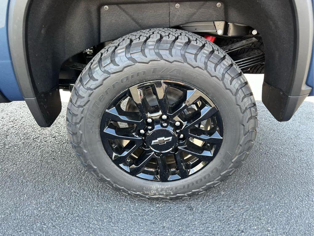 new 2025 Chevrolet Silverado 2500 car, priced at $78,400