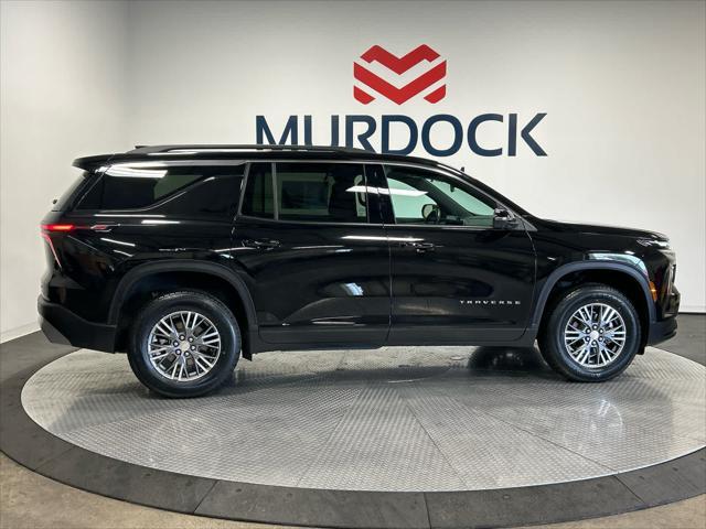 used 2024 Chevrolet Traverse car, priced at $39,995