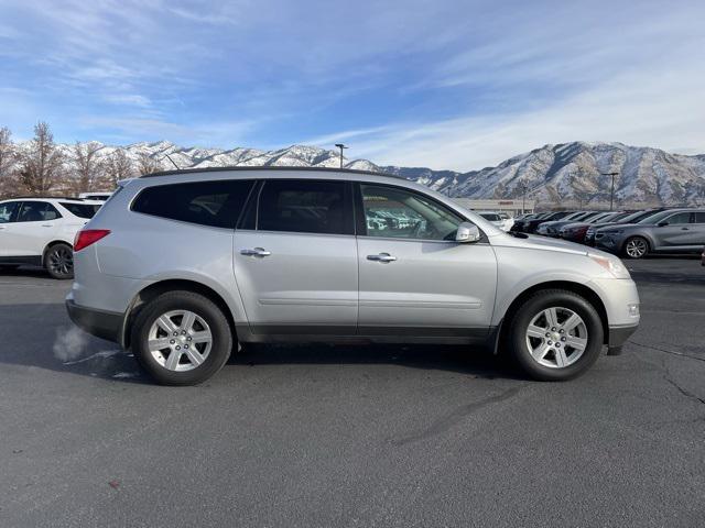 used 2011 Chevrolet Traverse car, priced at $3,897