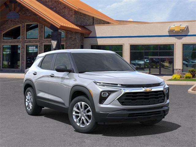 new 2025 Chevrolet TrailBlazer car, priced at $25,680