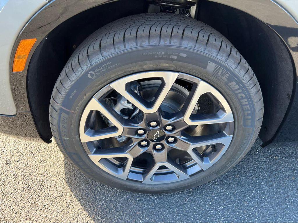 new 2025 Chevrolet Blazer car, priced at $50,865