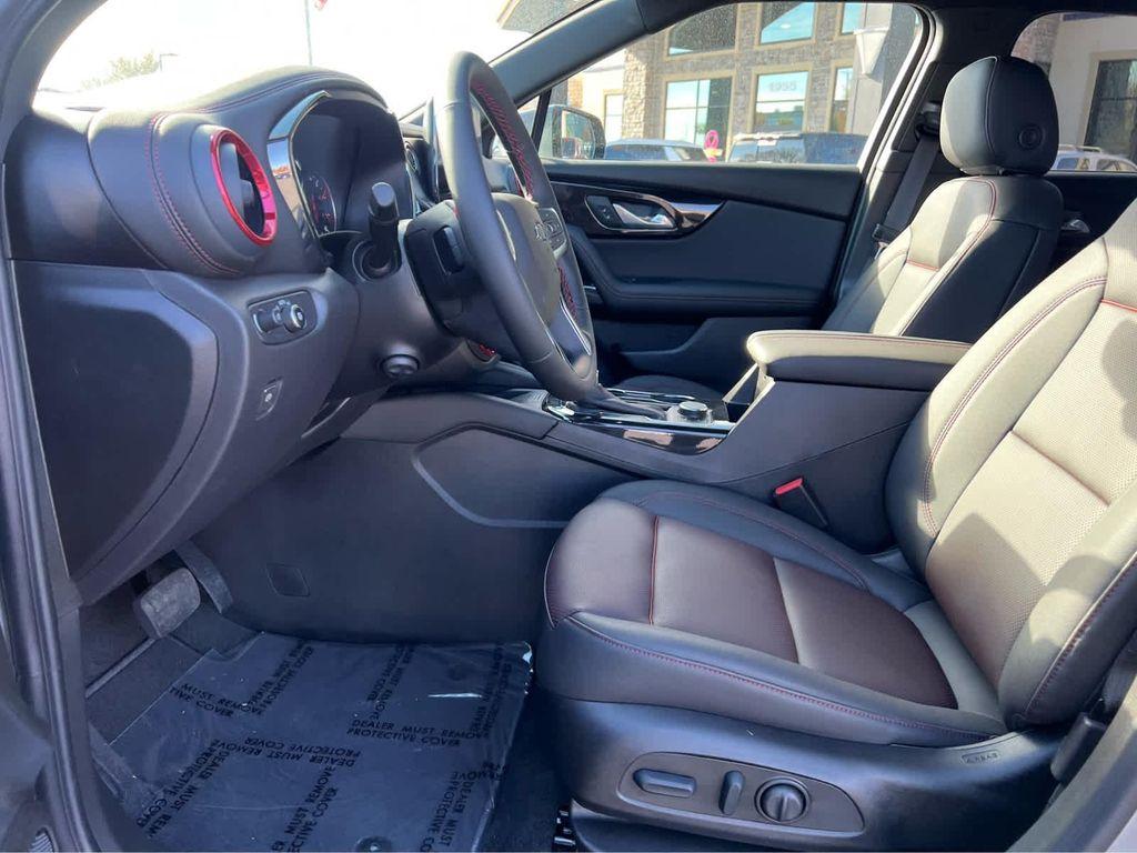 new 2025 Chevrolet Blazer car, priced at $50,865