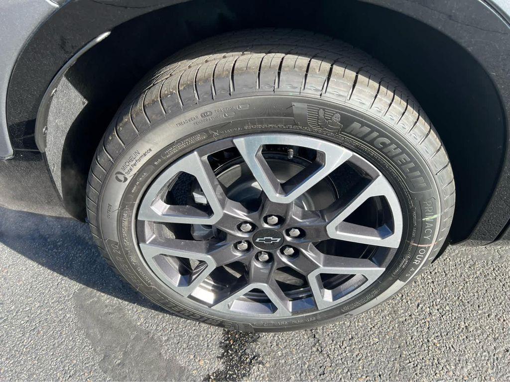 new 2025 Chevrolet Blazer car, priced at $50,865