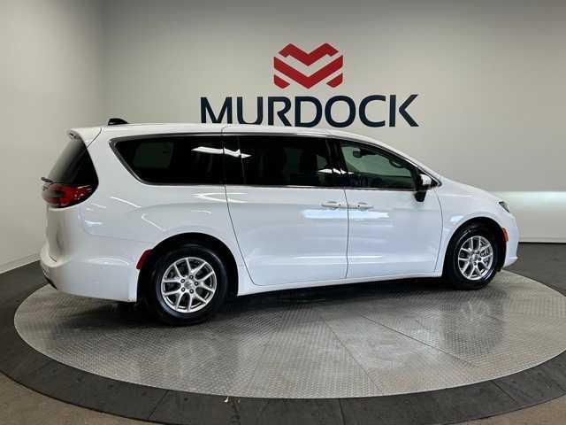 used 2023 Chrysler Pacifica car, priced at $23,743