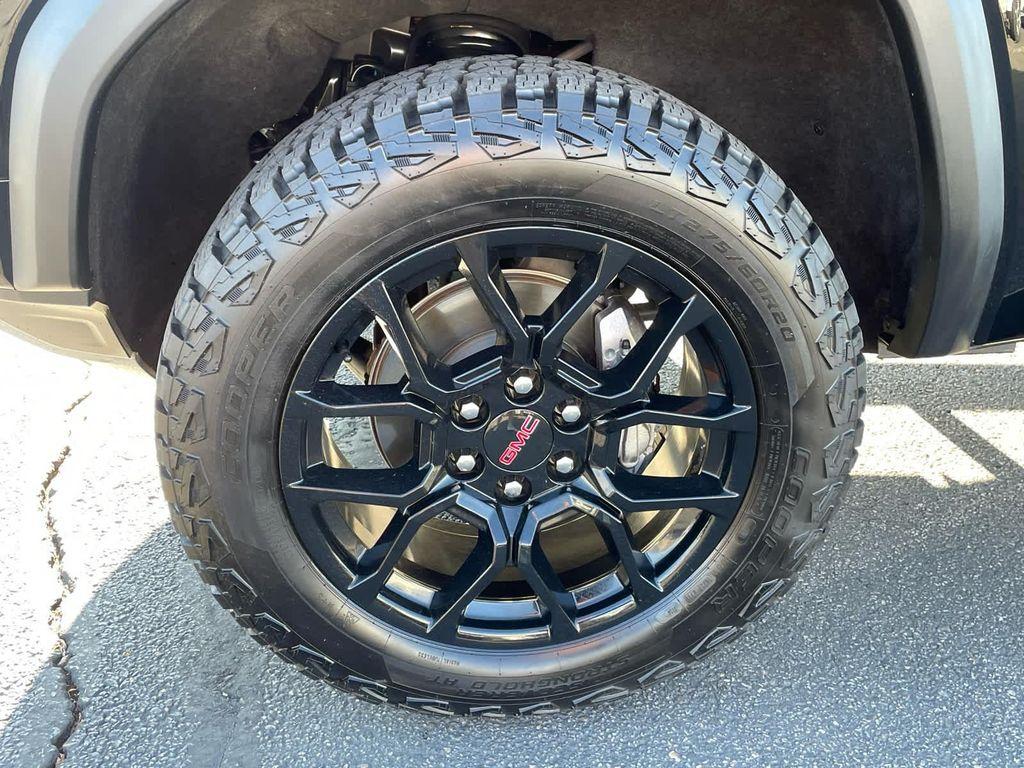 used 2023 GMC Canyon car, priced at $40,995