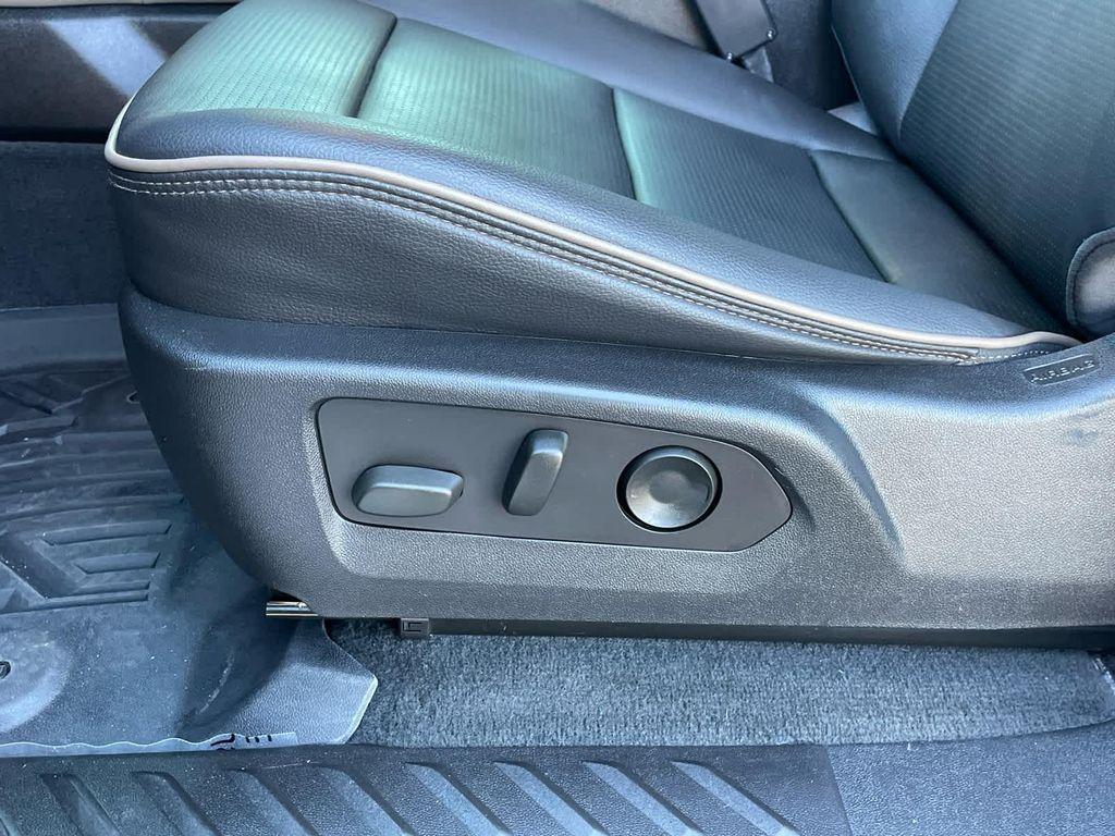 used 2023 GMC Canyon car, priced at $40,995