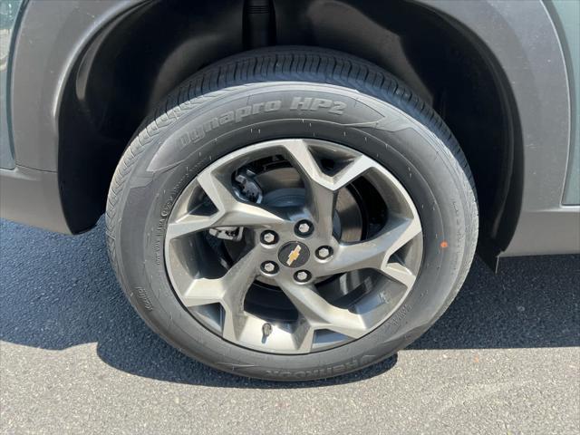 new 2025 Chevrolet Trax car, priced at $25,485