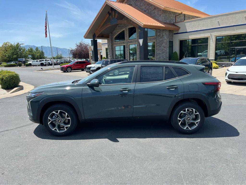 new 2025 Chevrolet Trax car, priced at $23,485