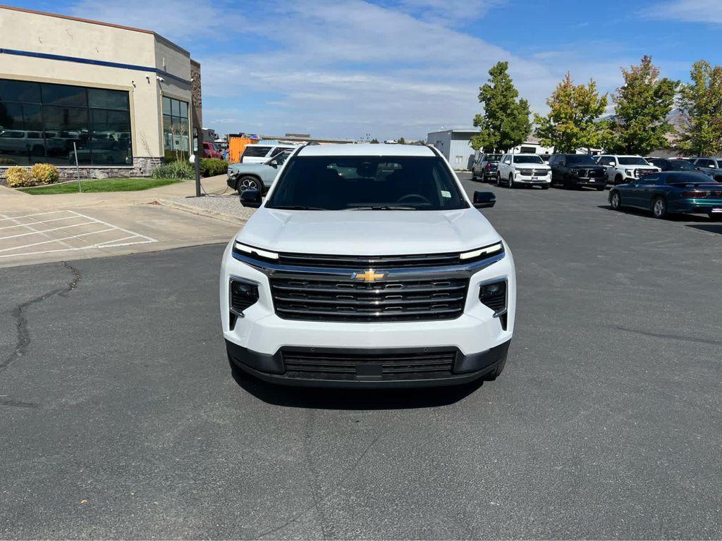 new 2026 Chevrolet Traverse car, priced at $50,855