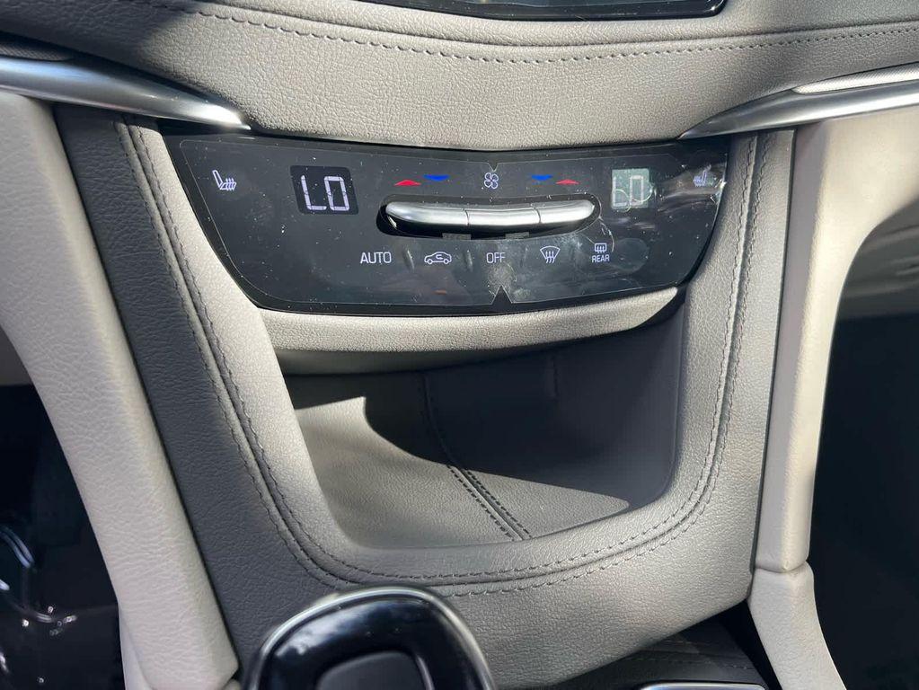 new 2025 Cadillac XT5 car, priced at $59,465