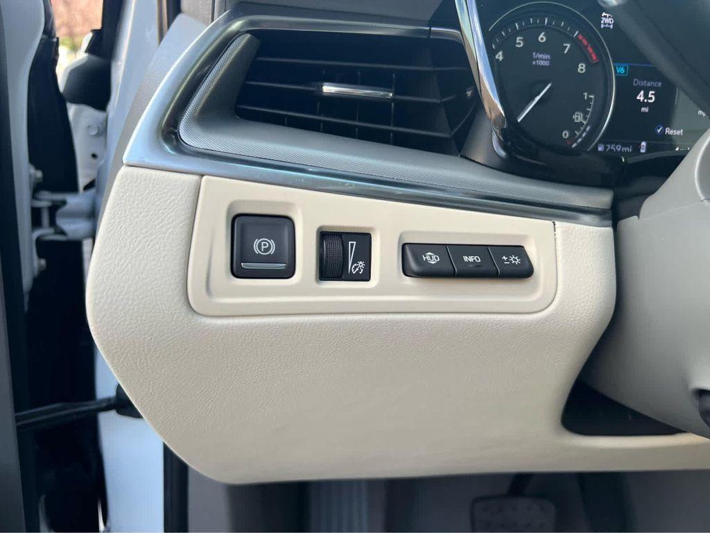new 2025 Cadillac XT5 car, priced at $59,465