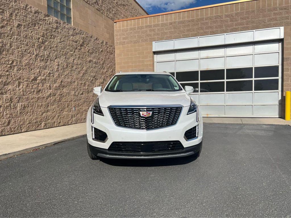 new 2025 Cadillac XT5 car, priced at $59,465