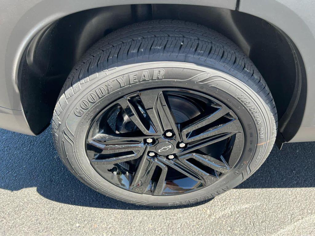 new 2025 Chevrolet Trax car, priced at $24,690