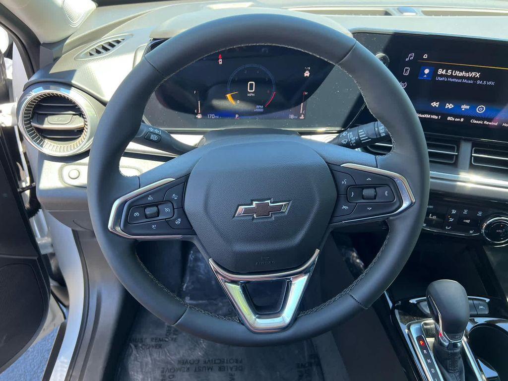 new 2025 Chevrolet Trax car, priced at $24,690
