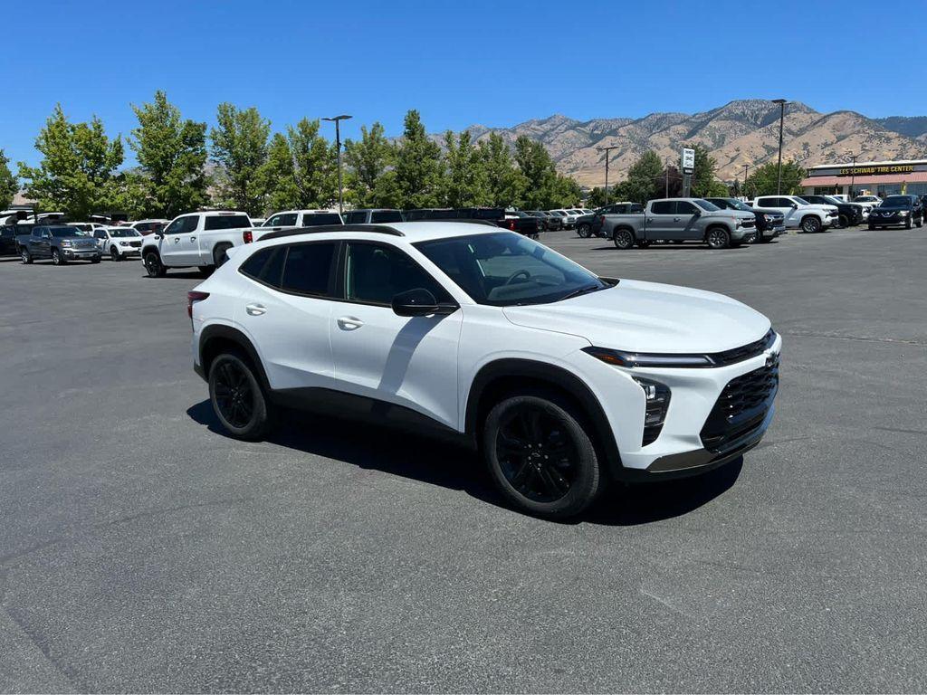 new 2025 Chevrolet Trax car, priced at $24,690