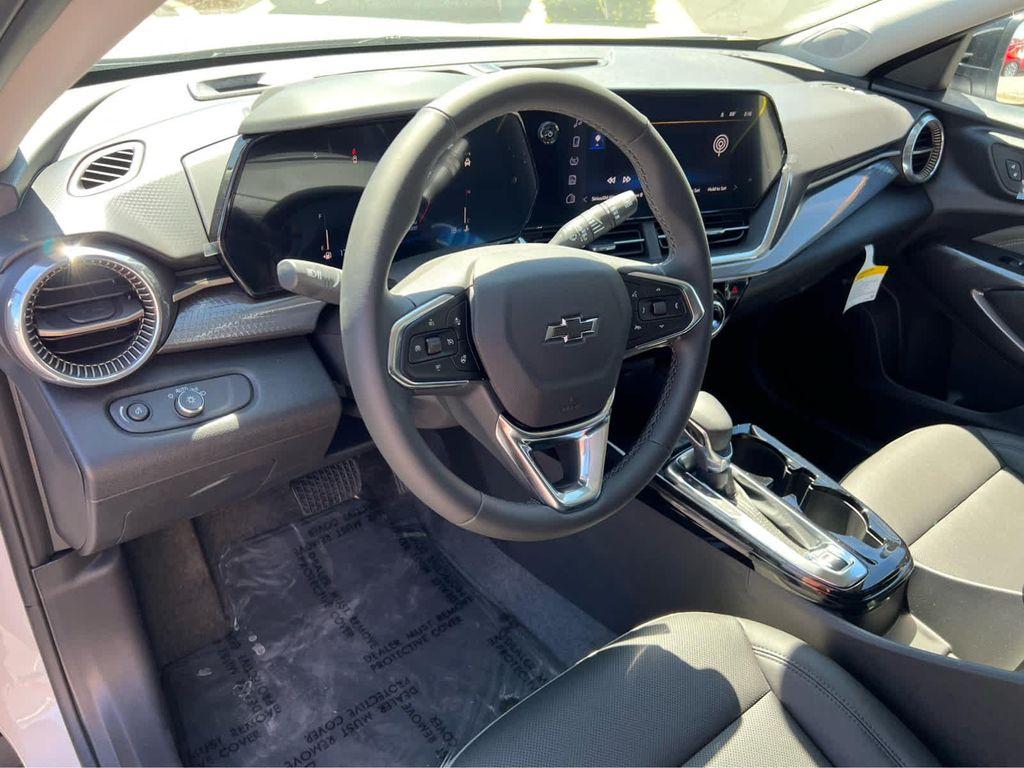 new 2025 Chevrolet Trax car, priced at $24,690