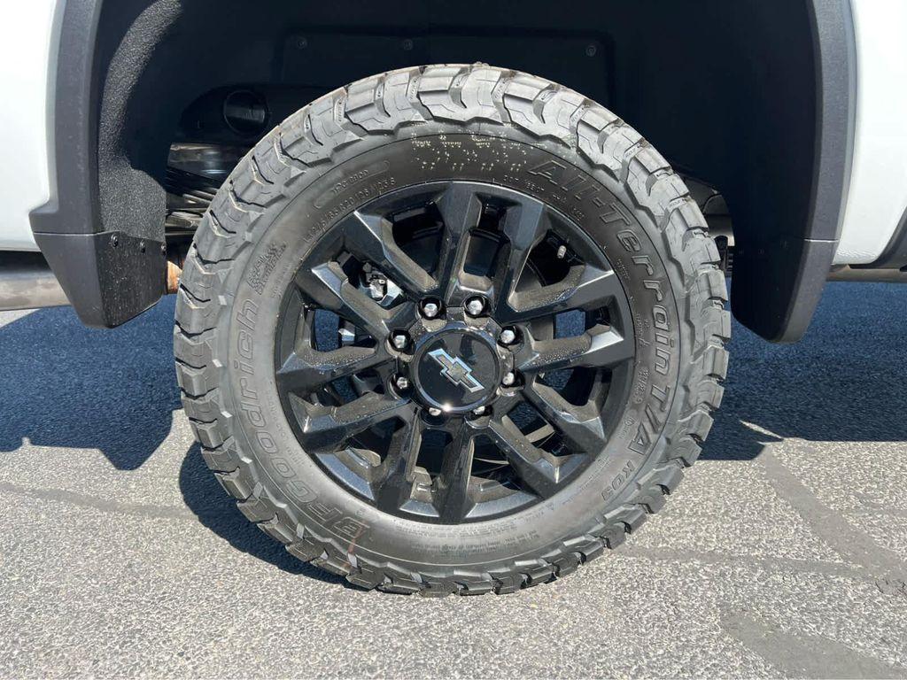 new 2025 Chevrolet Silverado 2500 car, priced at $76,860