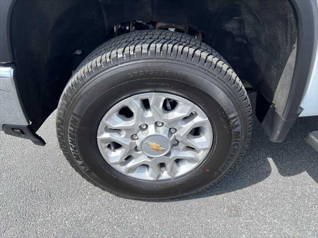used 2024 Chevrolet Silverado 2500 car, priced at $55,995