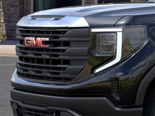 new 2025 GMC Sierra 1500 car, priced at $43,615