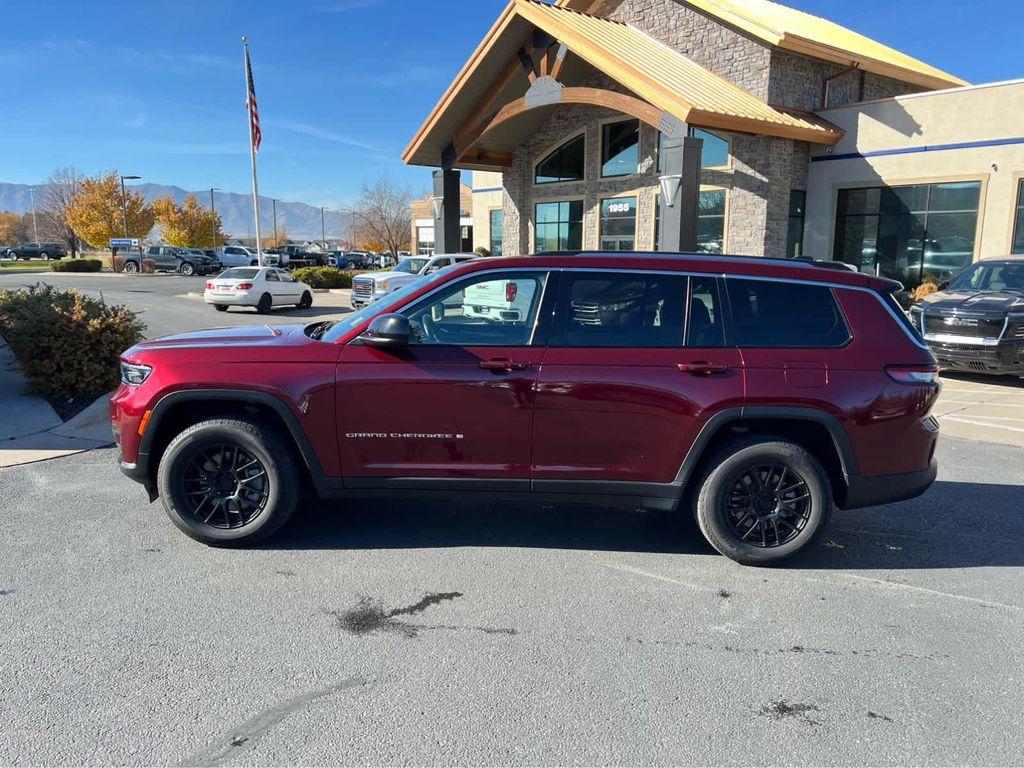 used 2021 Jeep Grand Cherokee L car, priced at $24,995