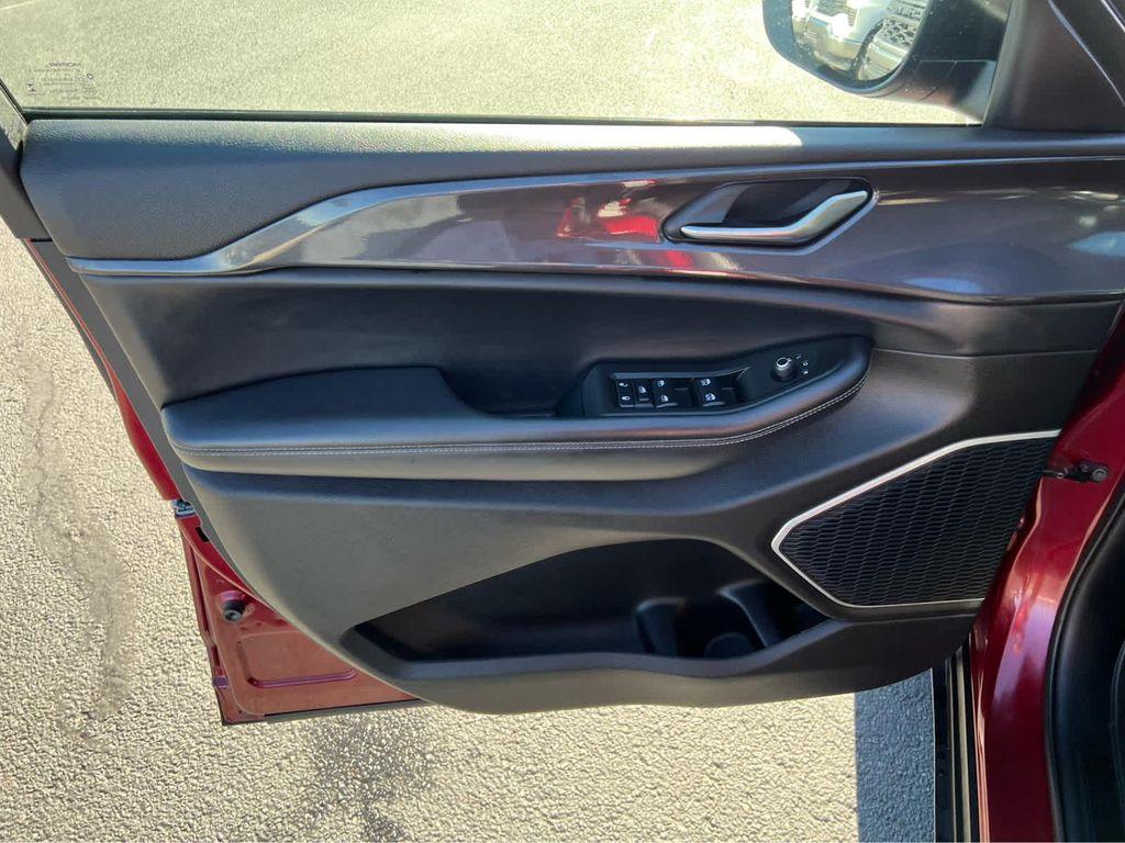 used 2021 Jeep Grand Cherokee L car, priced at $24,995