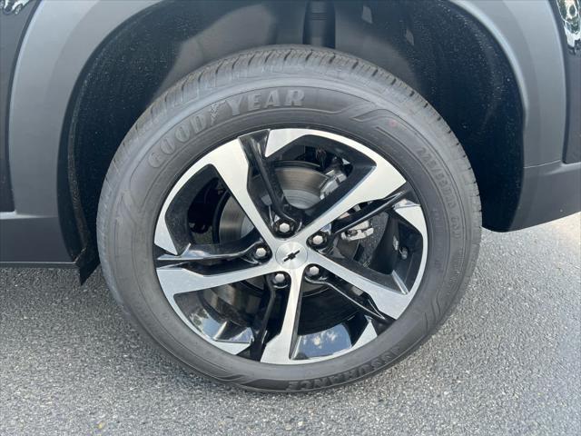 new 2025 Chevrolet Trax car, priced at $24,290