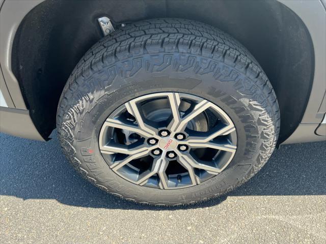 new 2025 GMC Acadia car, priced at $52,895