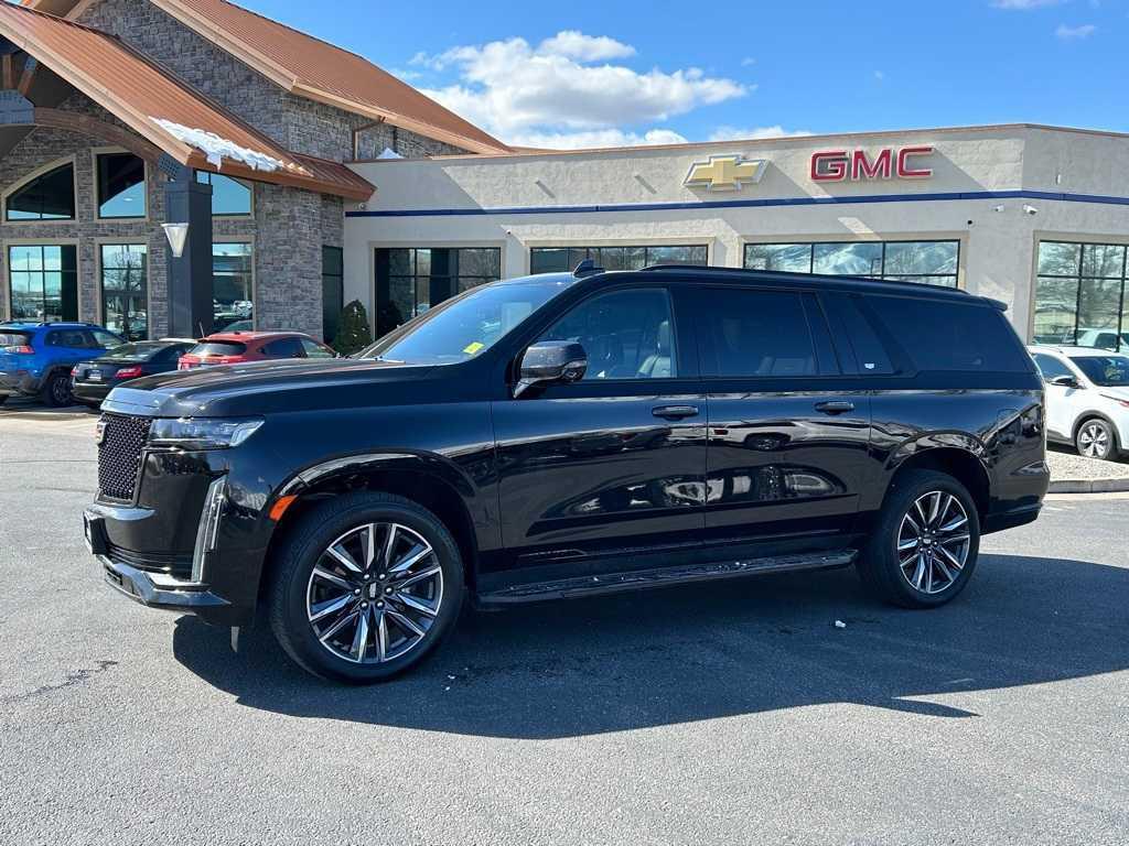 used 2023 Cadillac Escalade ESV car, priced at $71,990