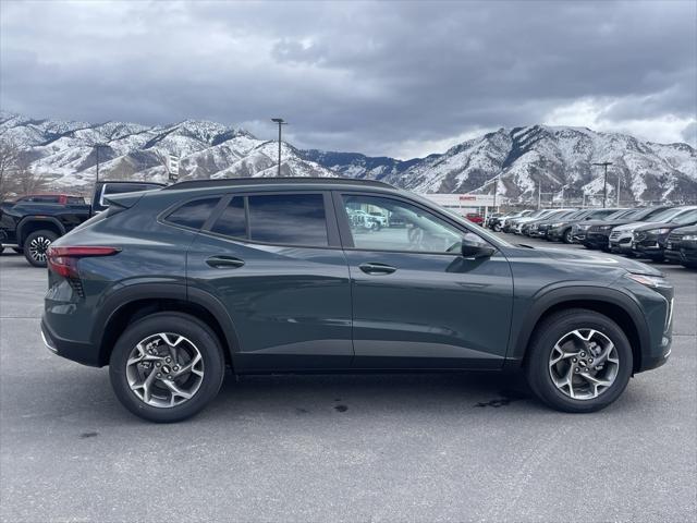 new 2025 Chevrolet Trax car, priced at $25,385