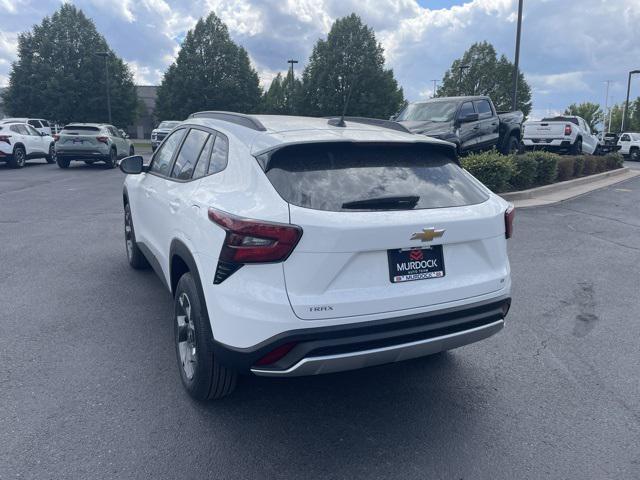 new 2025 Chevrolet Trax car, priced at $24,985