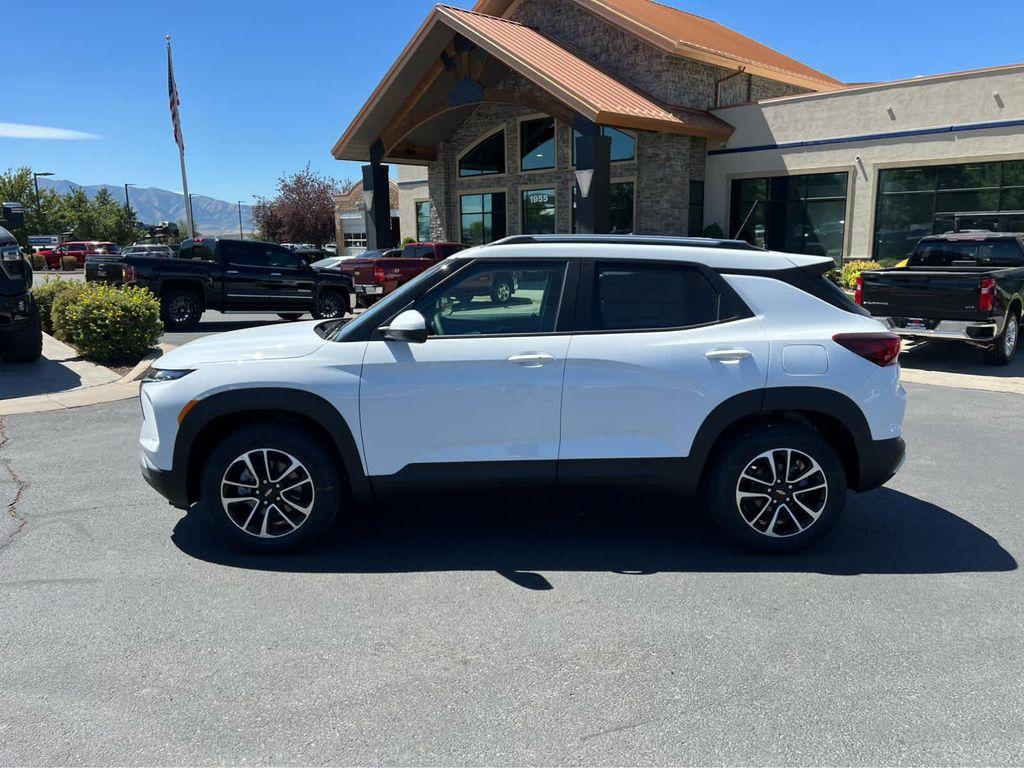 new 2026 Chevrolet TrailBlazer car, priced at $28,780