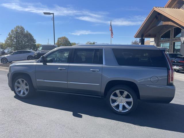 used 2020 Cadillac Escalade ESV car, priced at $32,490