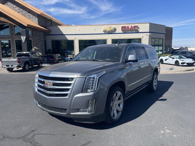 used 2020 Cadillac Escalade ESV car, priced at $32,490