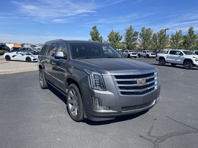 used 2020 Cadillac Escalade ESV car, priced at $32,490