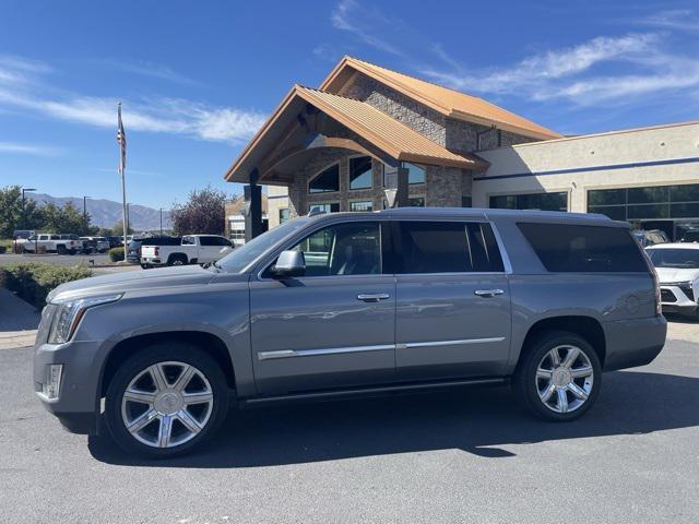 used 2020 Cadillac Escalade ESV car, priced at $32,490