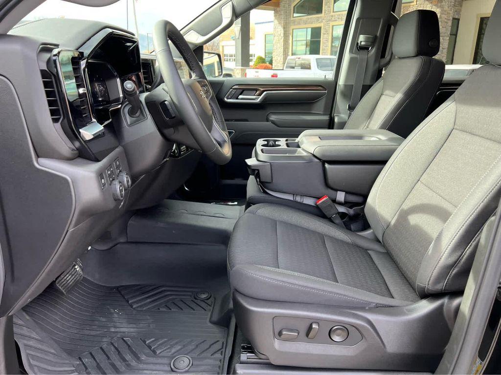 new 2026 Chevrolet Silverado 1500 car, priced at $52,095