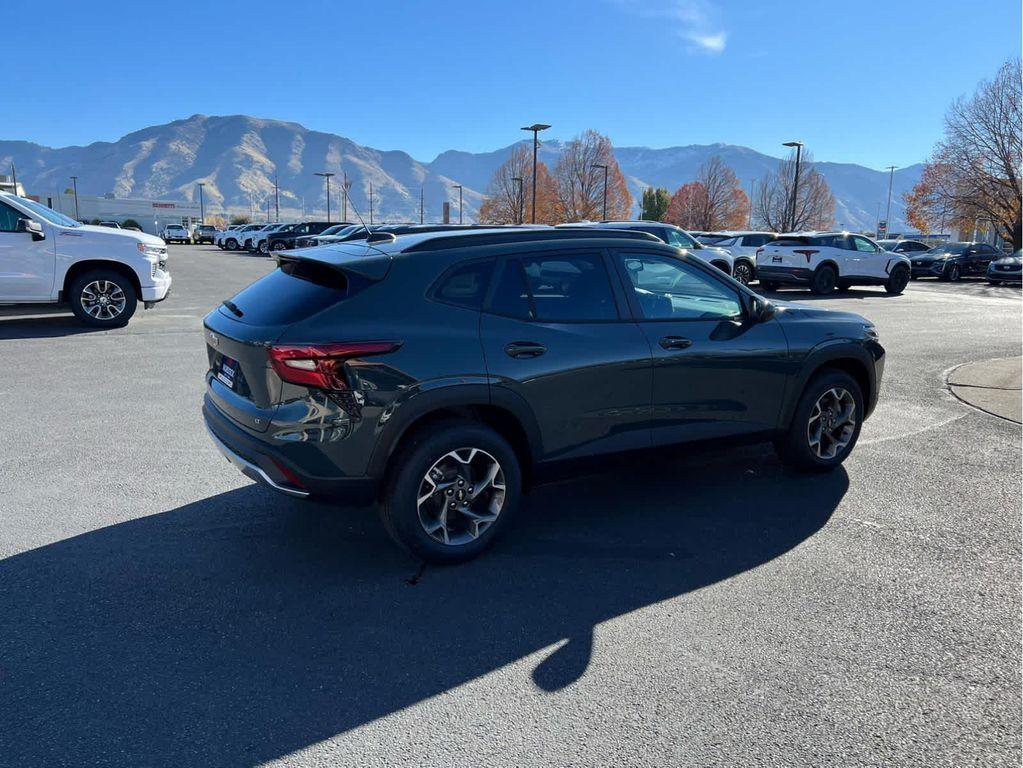 new 2026 Chevrolet Trax car, priced at $25,885