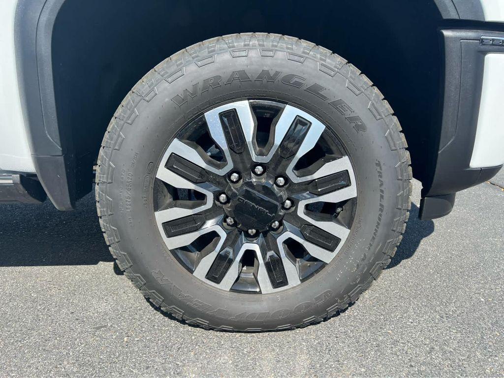 new 2025 GMC Sierra 2500 car, priced at $94,035