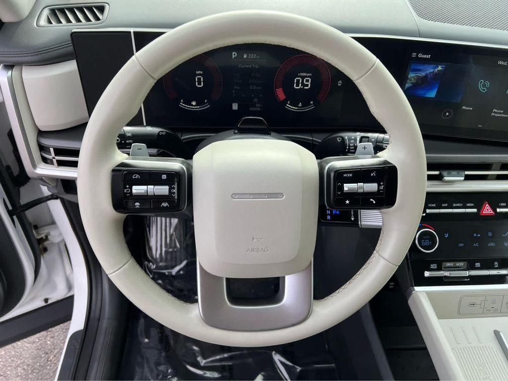 used 2024 Hyundai Santa Fe car, priced at $27,990