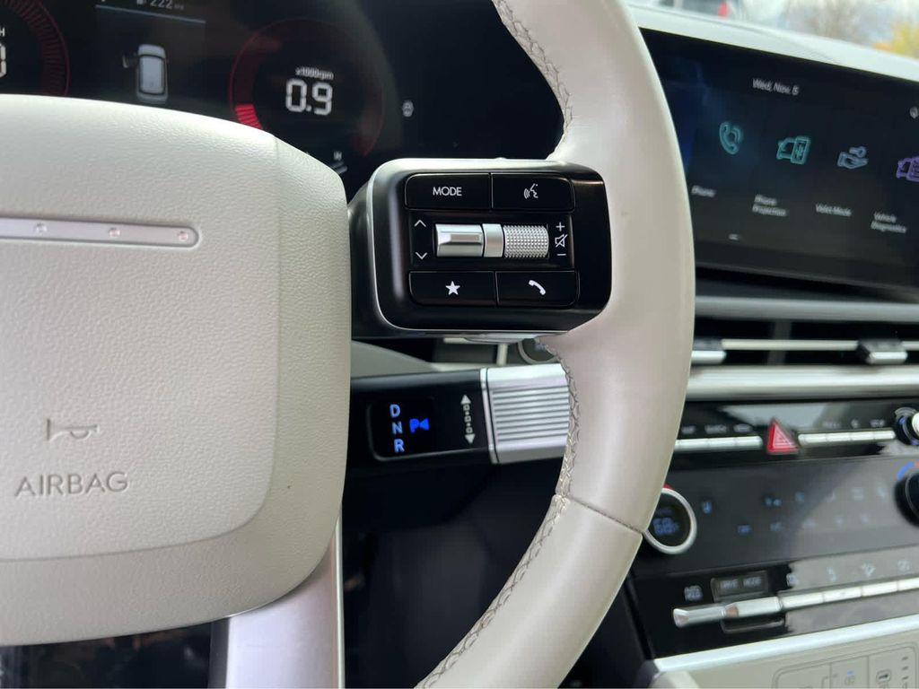 used 2024 Hyundai Santa Fe car, priced at $27,990