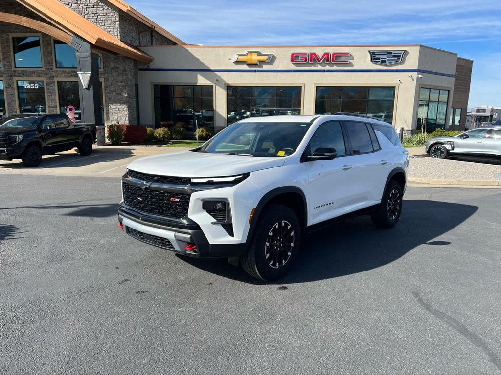 used 2025 Chevrolet Traverse car, priced at $49,977