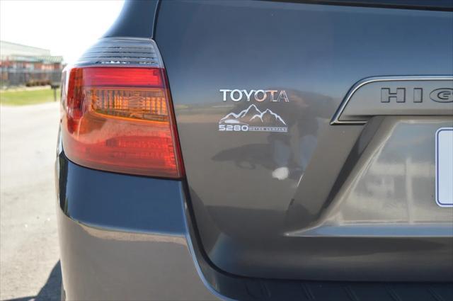 used 2009 Toyota Highlander car, priced at $9,488