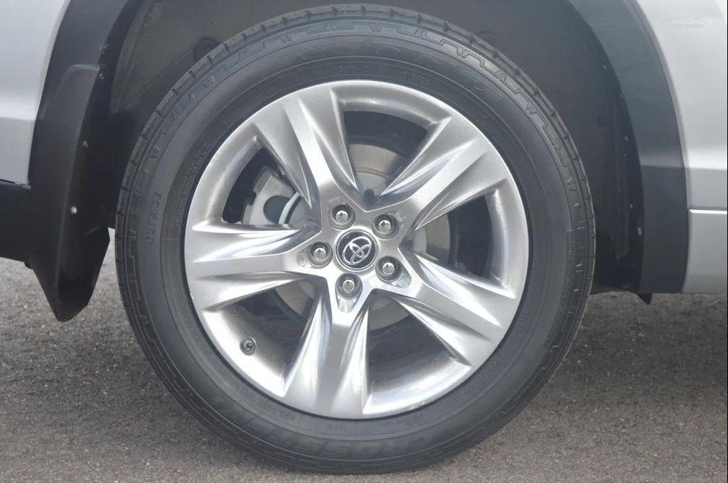 used 2016 Toyota Highlander car, priced at $18,288