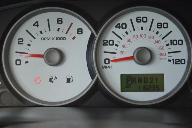 used 2007 Ford Escape car, priced at $5,500